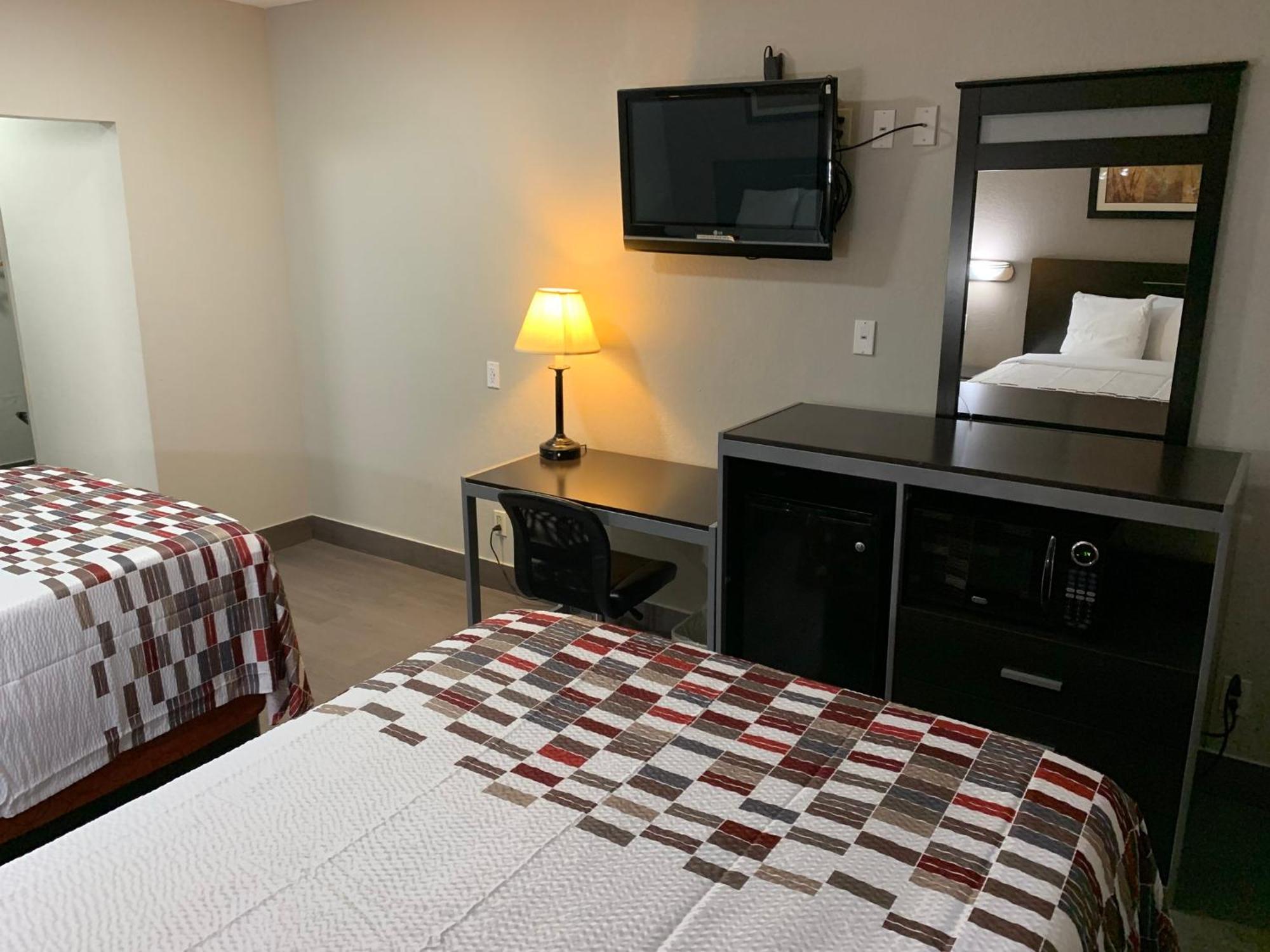 Red Roof Inn Copiague Экстерьер фото